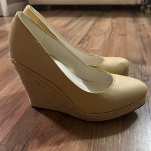 Michael Antonio Natural Wedge